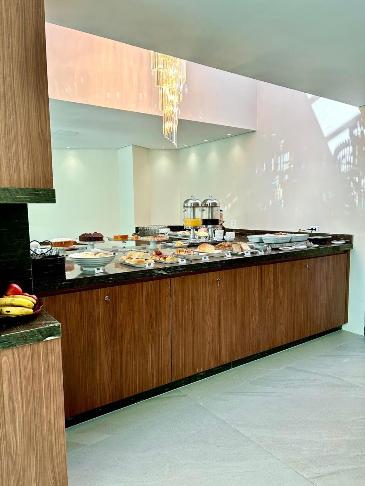 Hotel Alji Індаятуба Екстер'єр фото